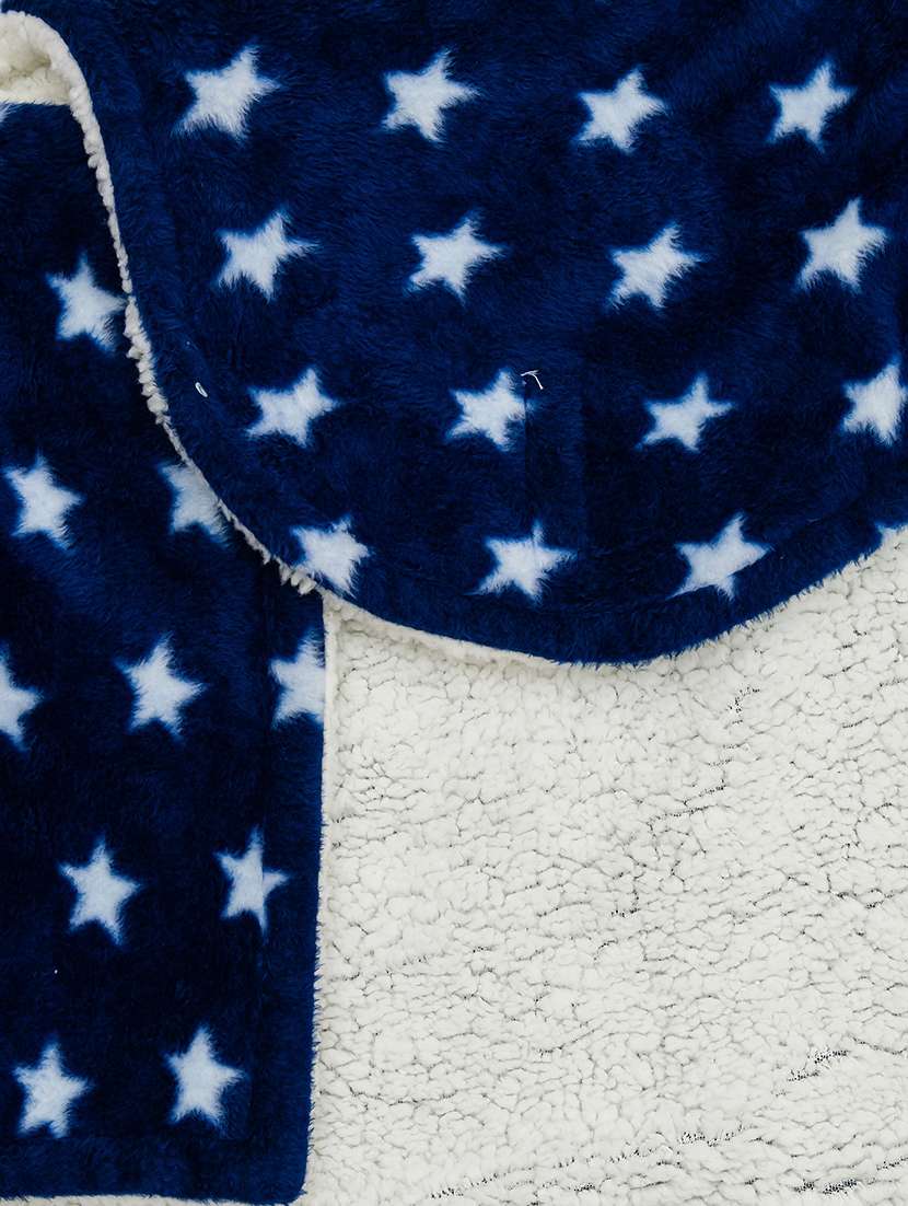 newborn baby swaddle blanket - 21370603 -  Standard Image - 4