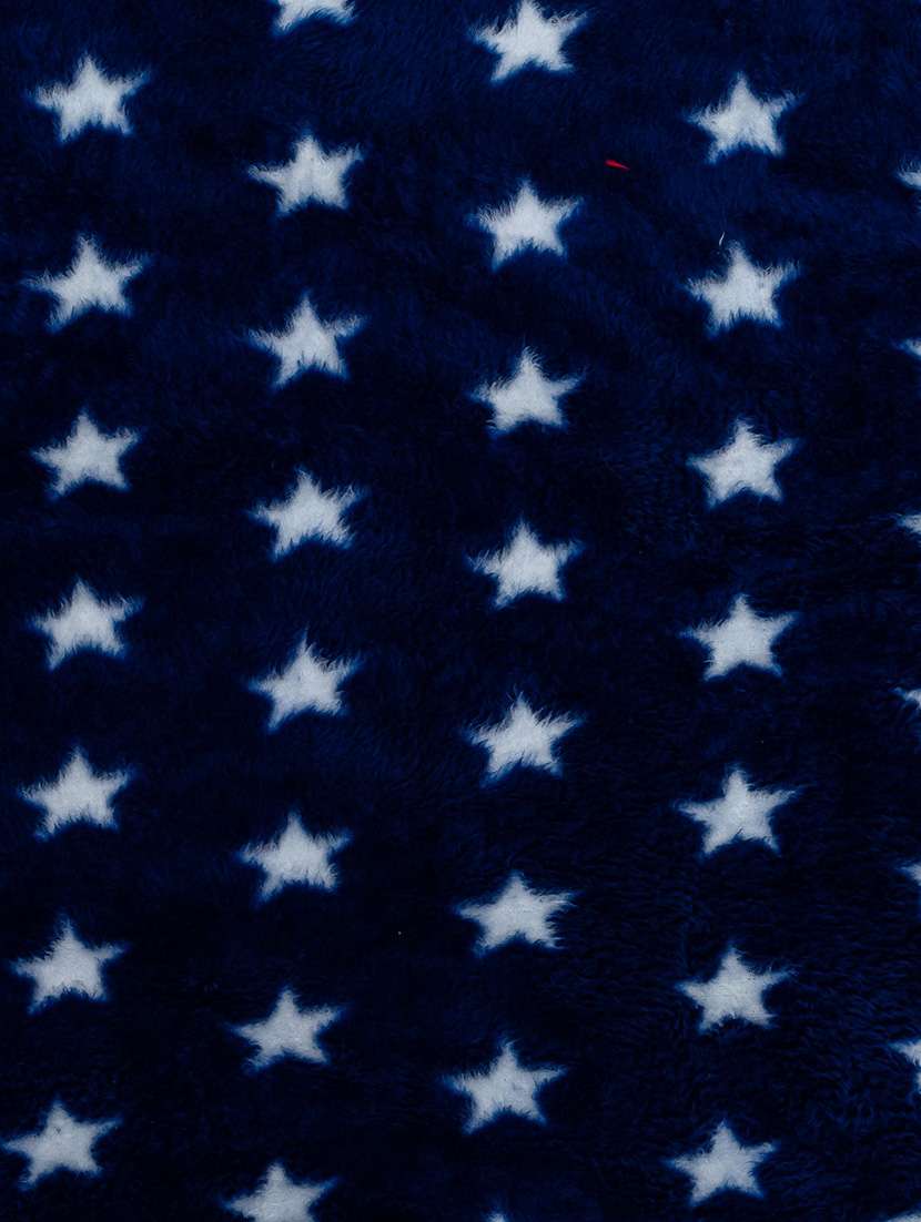 newborn baby swaddle blanket - 21370604 -  Standard Image - 4