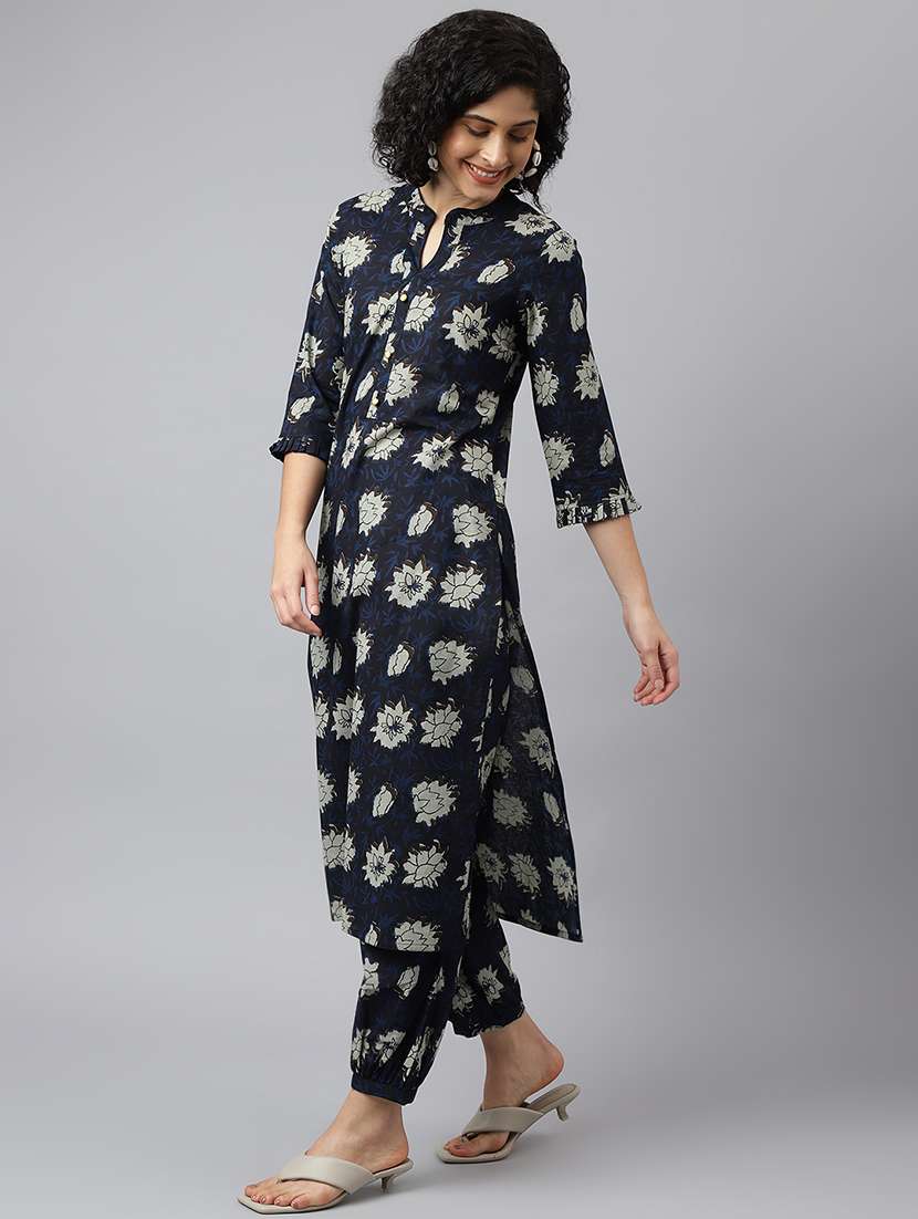 women three quarter sleeve kurta salwar set - 21371653 -  Standard Image - 1