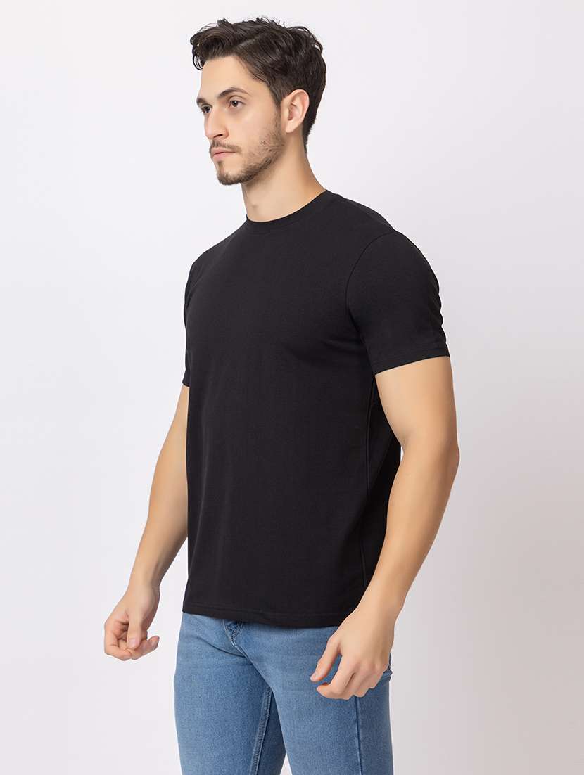 men round neck plain t-shirt - 21374329 -  Zoom Image - 0