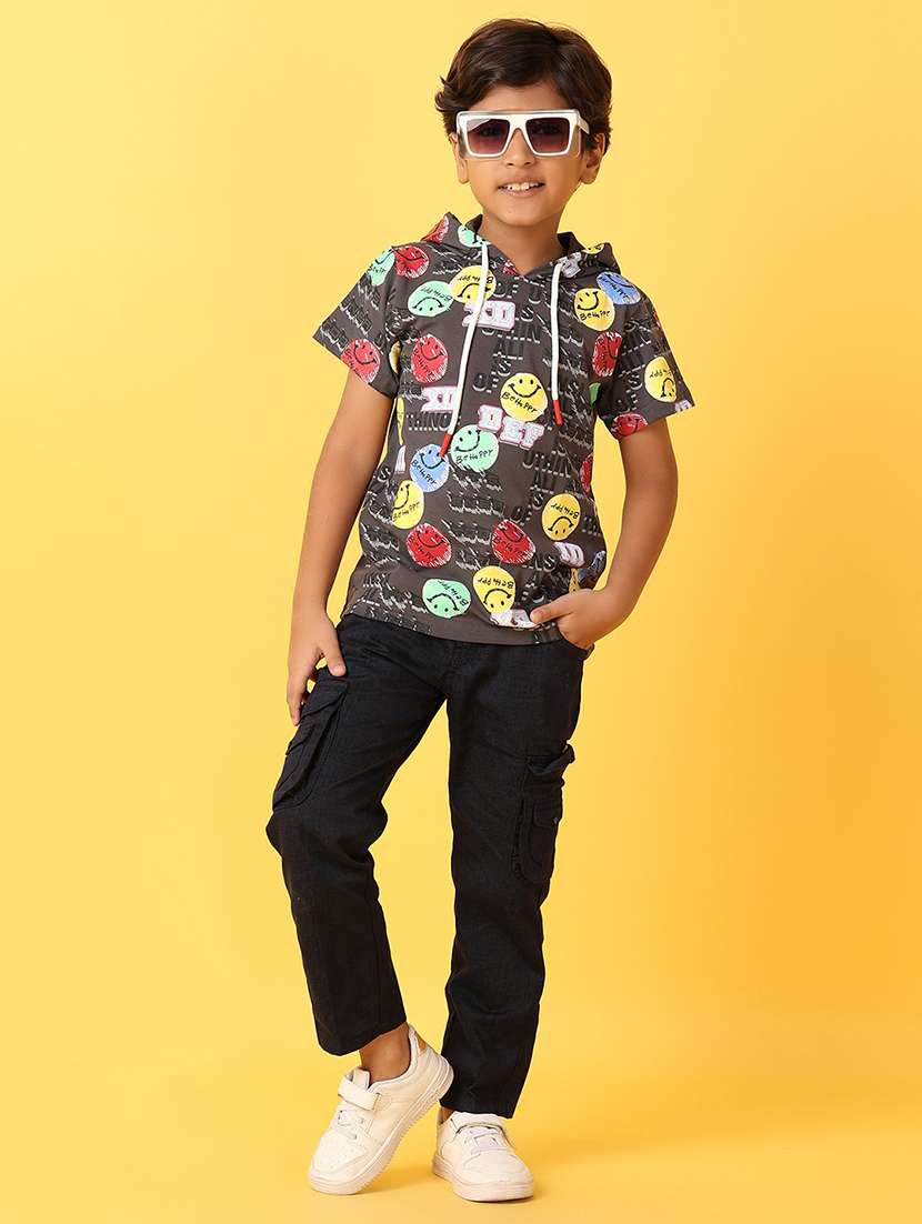 boys all ovder print hooded t-shirt - 21374737 - Standard Image - 4