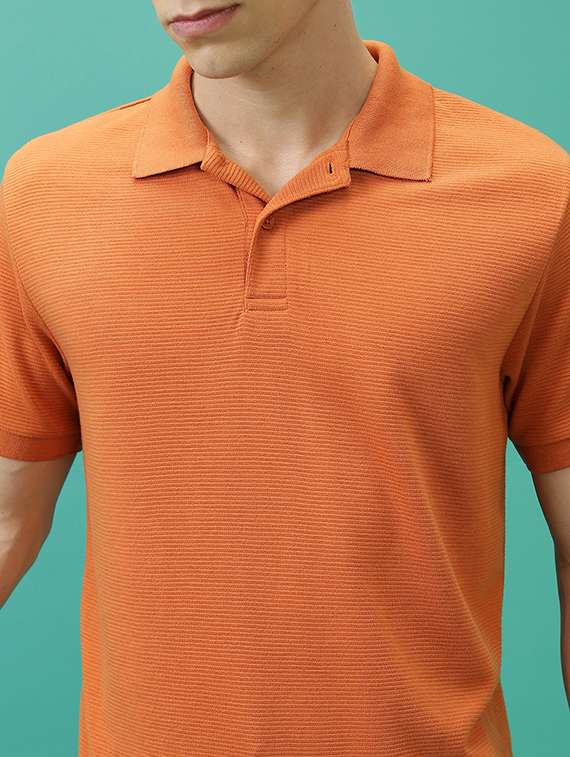 men solid polo t-shirt - 21375048 -  Standard Image - 4