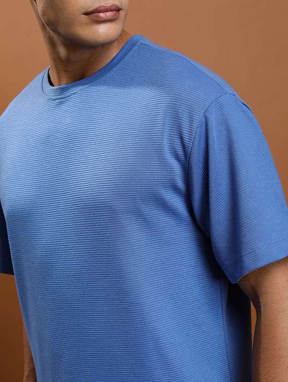 men solid round neck oversized t-shirt - 21375115 - Standard Image - 4