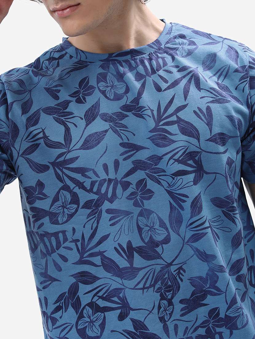 men round neck short sleeves t-shirt - 21375199 -  Standard Image - 4