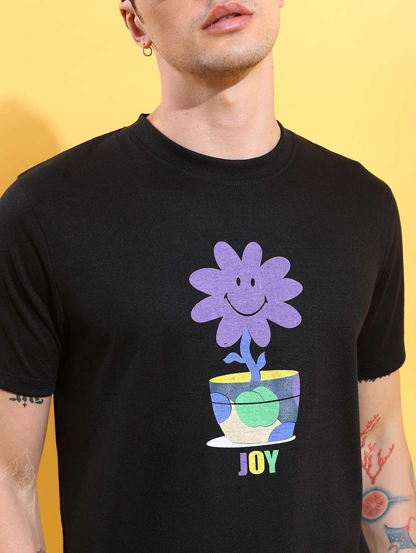 men front print round neck t-shirt - 21375262 -  Standard Image - 4