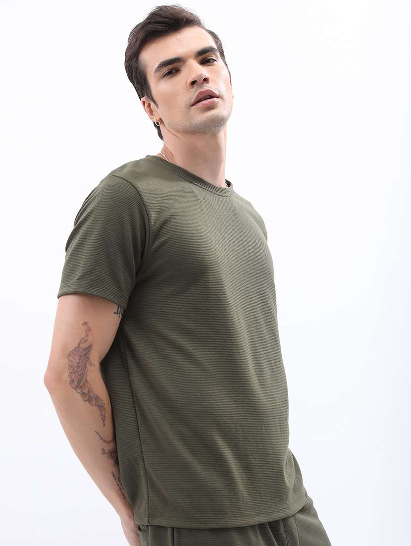 men solid round neck short sleeve t-shirt - 21375271 -  Standard Image - 1