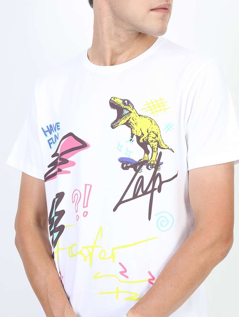 men front print round neck t-shirt - 21375406 -  Standard Image - 4