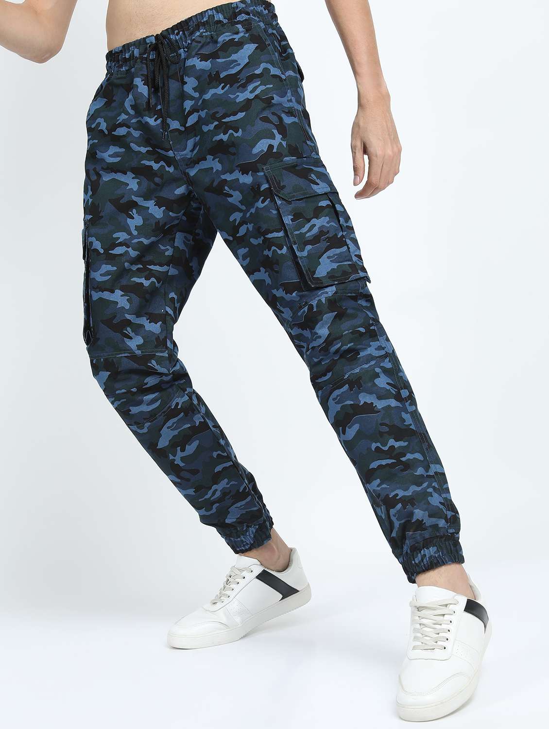 men mid rise camouflage printed cargo - 21375540 -  Standard Image - 1