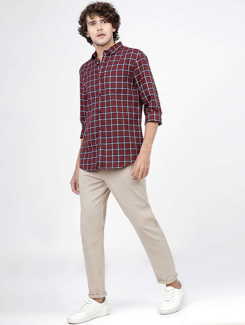 men mid rise solid chinos - 21375578 -  Standard Image - 4