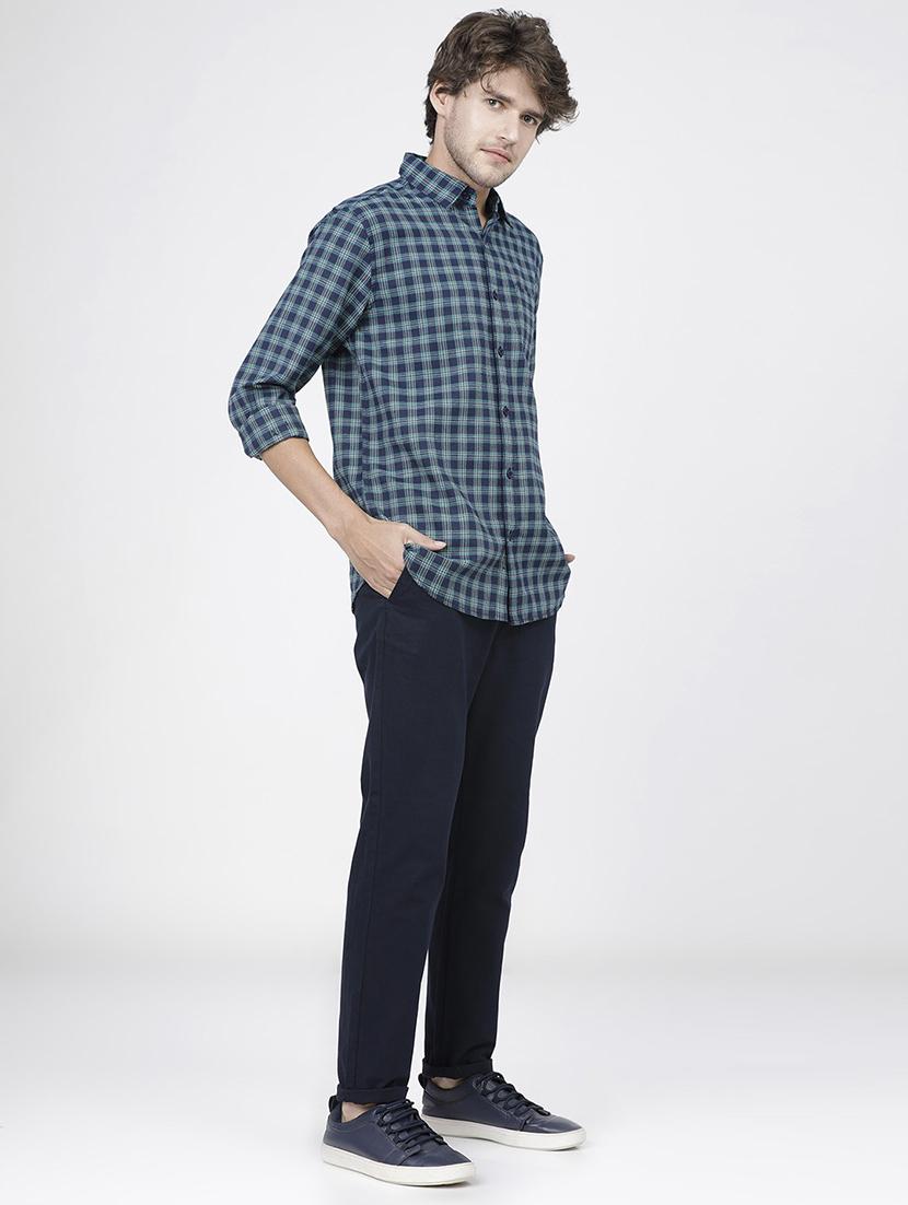 men mid rise solid chinos - 21375588 - Standard Image - 4