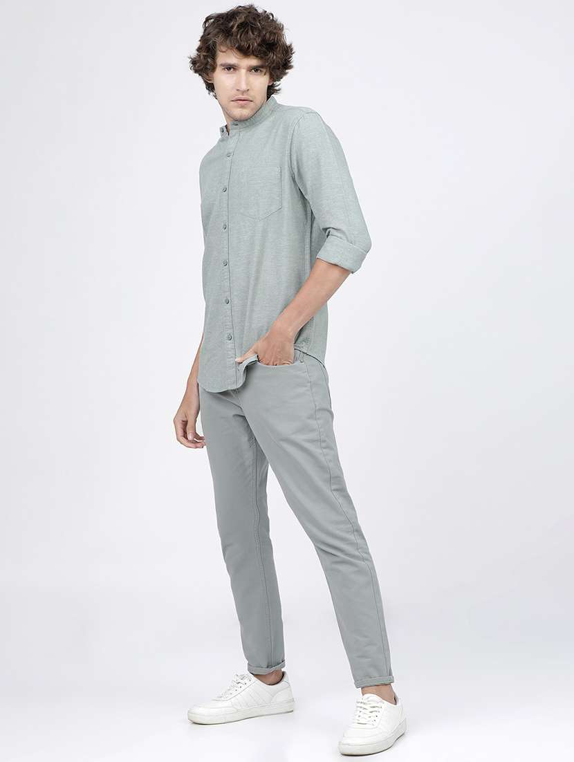 men mid rise solid chinos - 21375596 -  Standard Image - 4