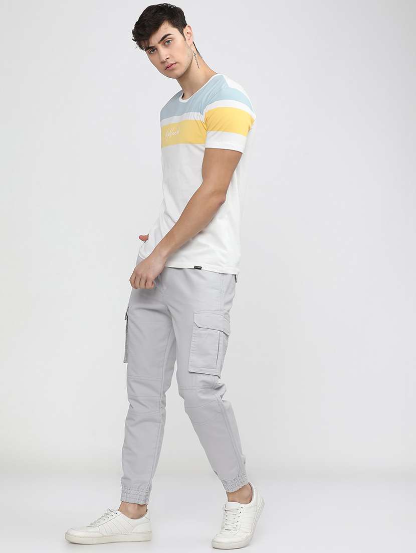 men mid rise solid cargos - 21375647 - Standard Image - 4