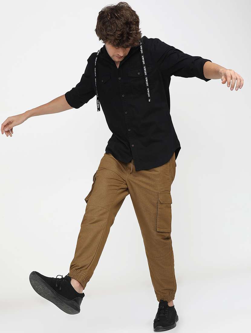 men mid rise solid cargos - 21375654 -  Standard Image - 4