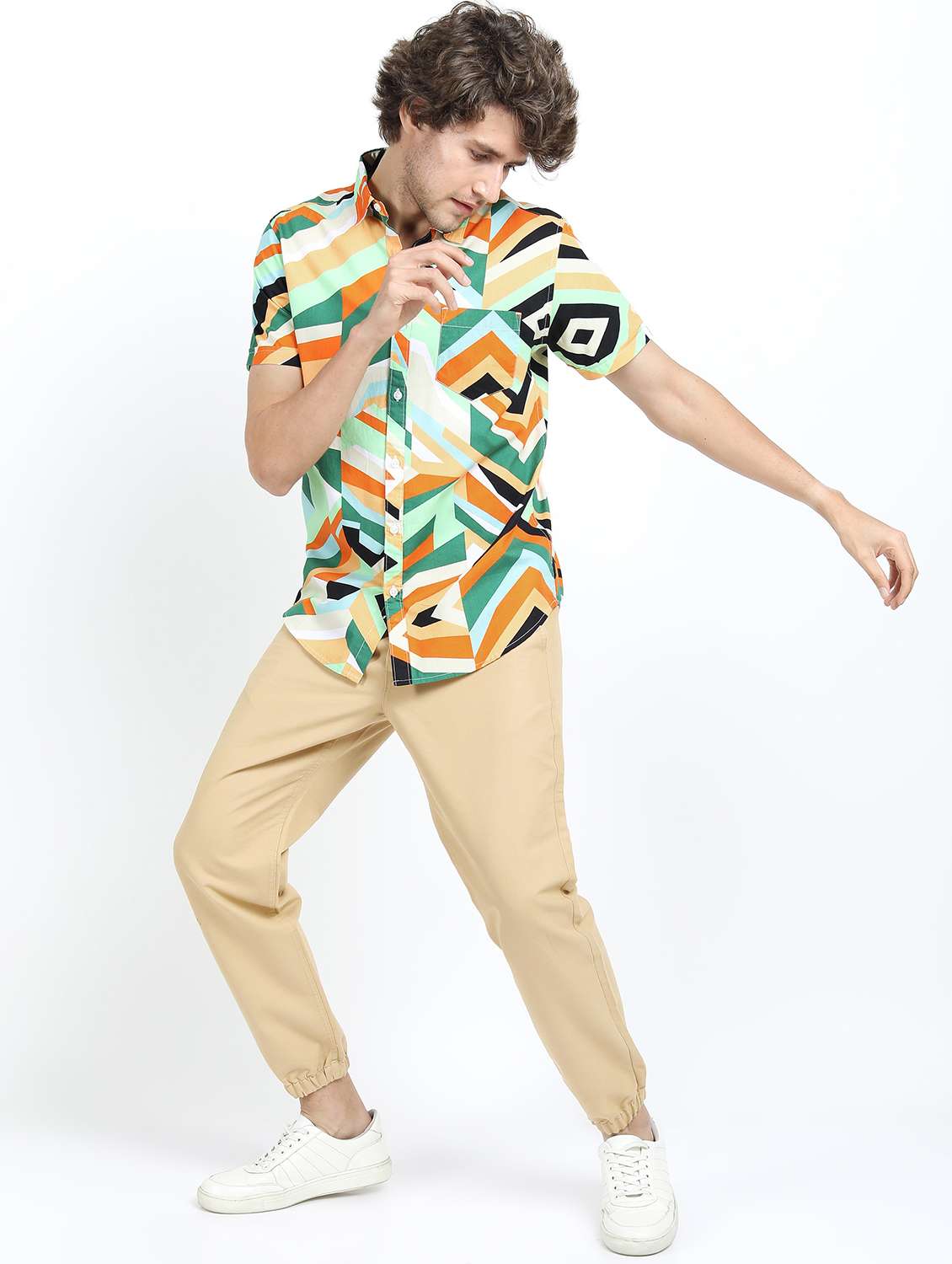 men mid rise solid joggers - 21375681 -  Standard Image - 4