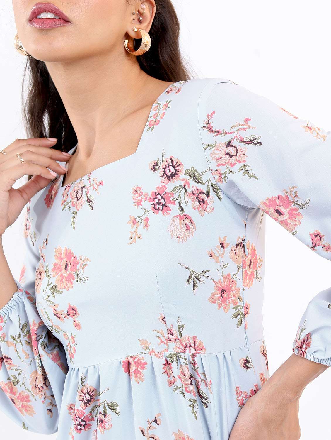 light blue floral printed a-line dress - 21375988 -  Standard Image - 4