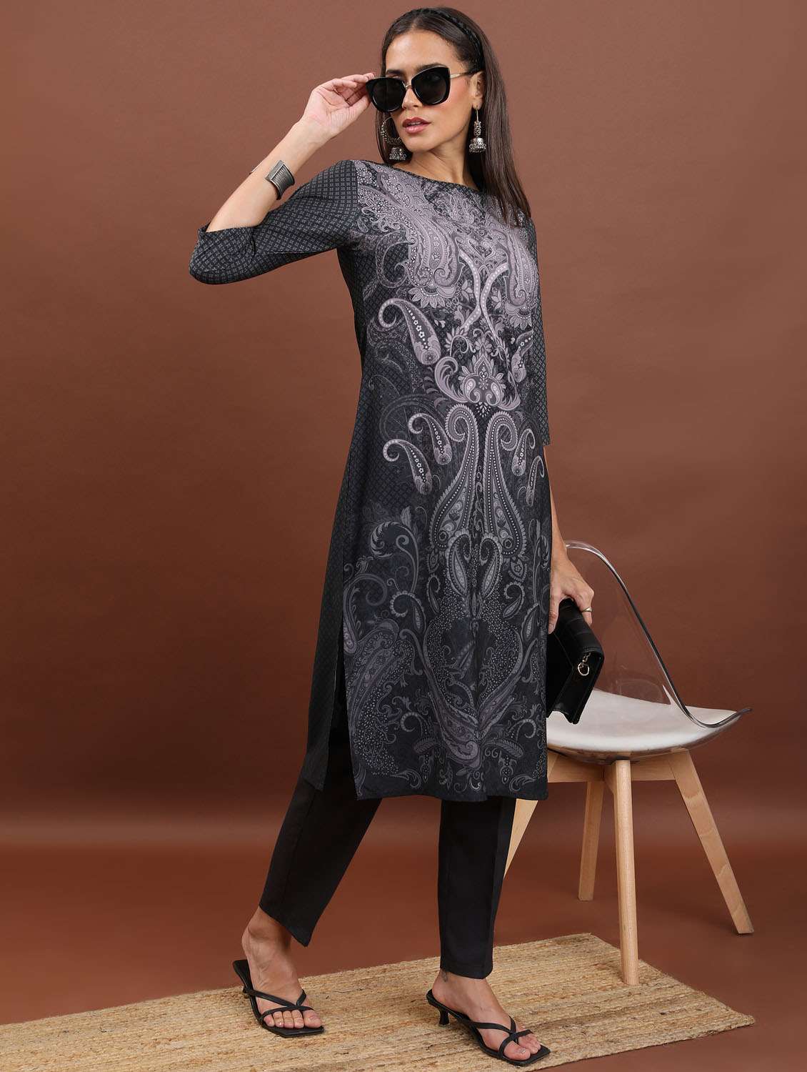 women three quarter sleeve straight kurta - 21376077 -  Standard Image - 1