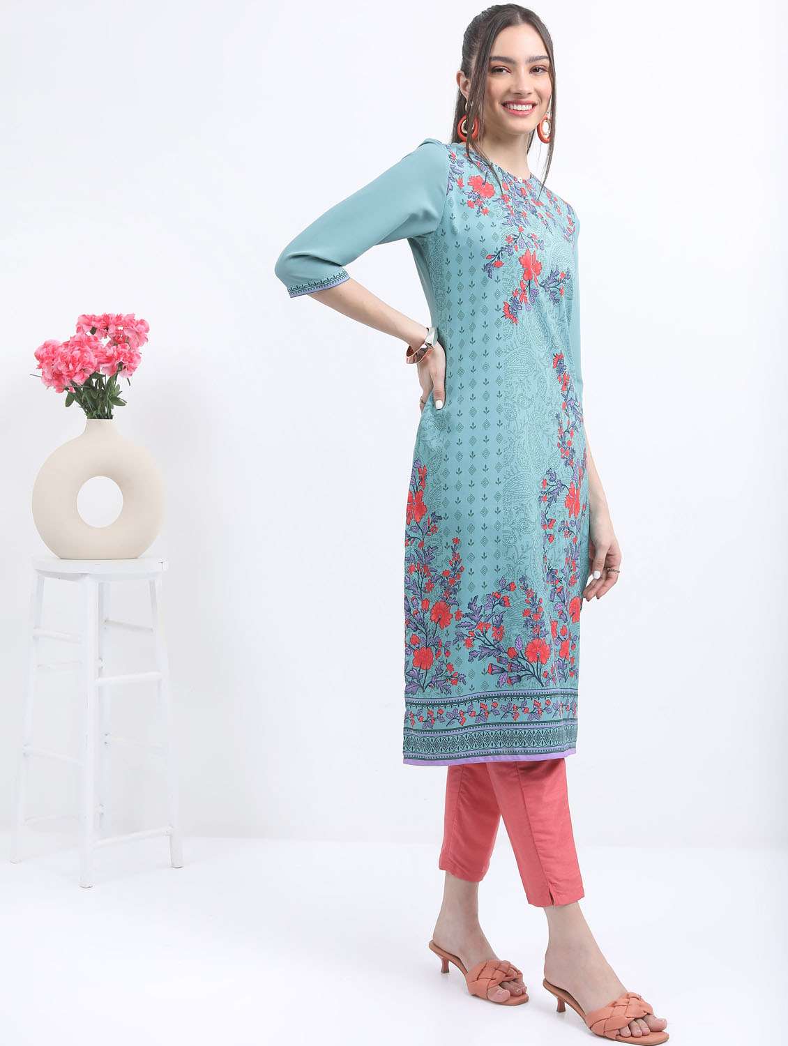 women three quarter sleeve straight kurta - 21376103 -  Standard Image - 1