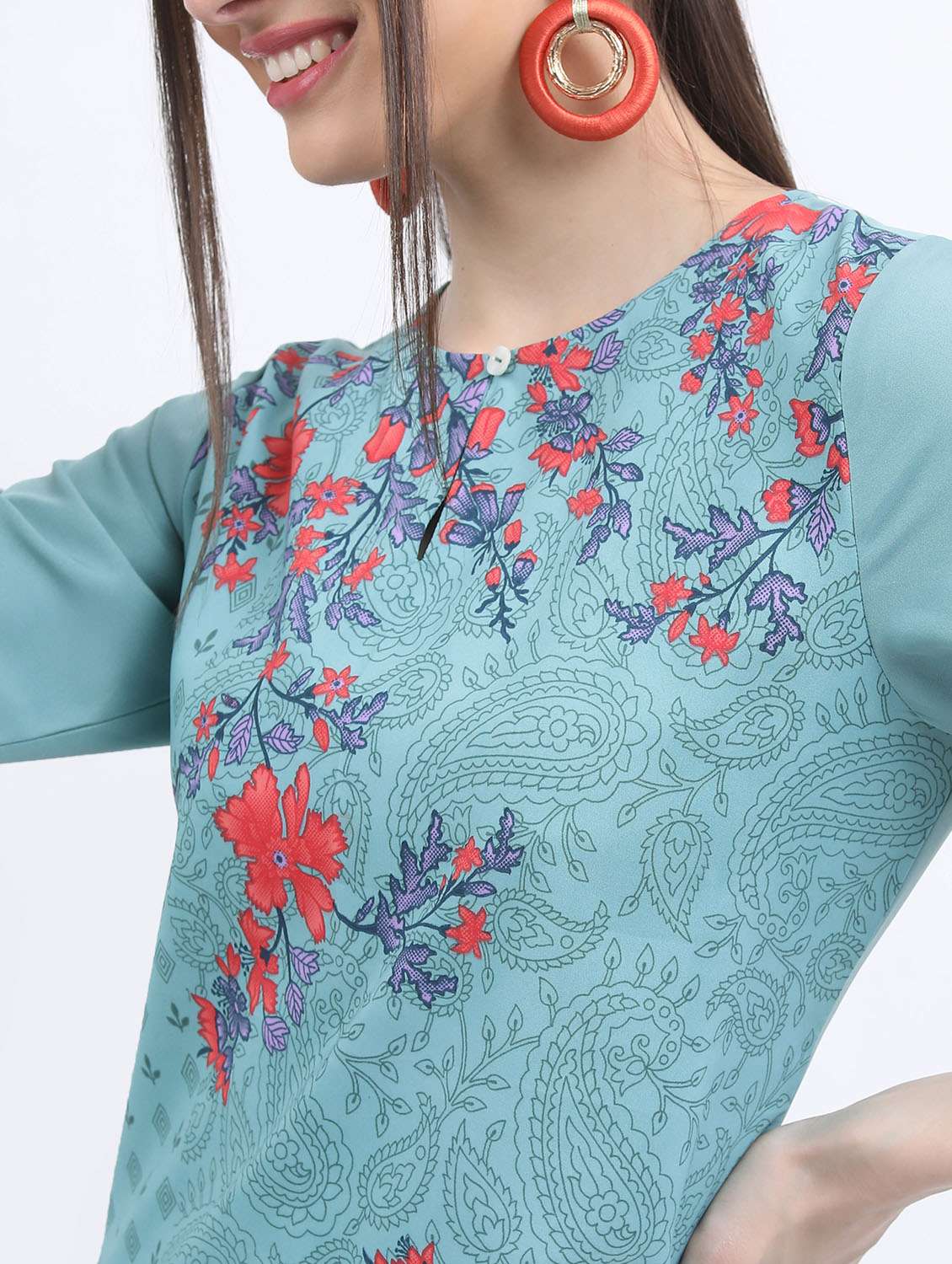 women three quarter sleeve straight kurta - 21376103 -  Standard Image - 4