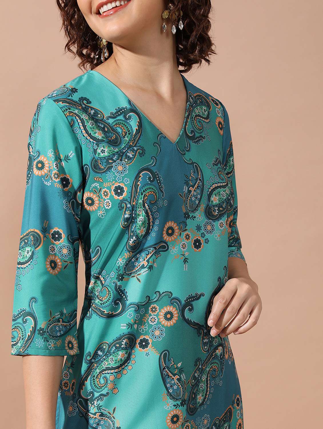 women three quarter sleeve straight kurta - 21376173 -  Standard Image - 4