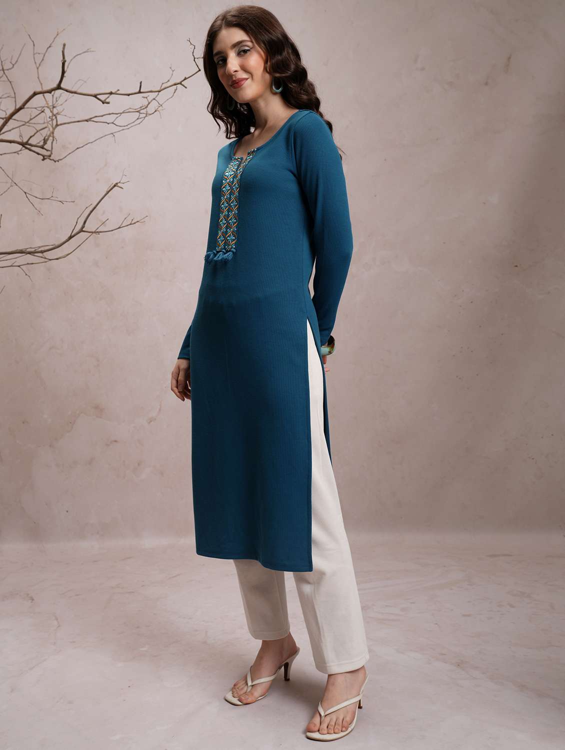 Women Teal Blue Cotton Blend Straight Kurta