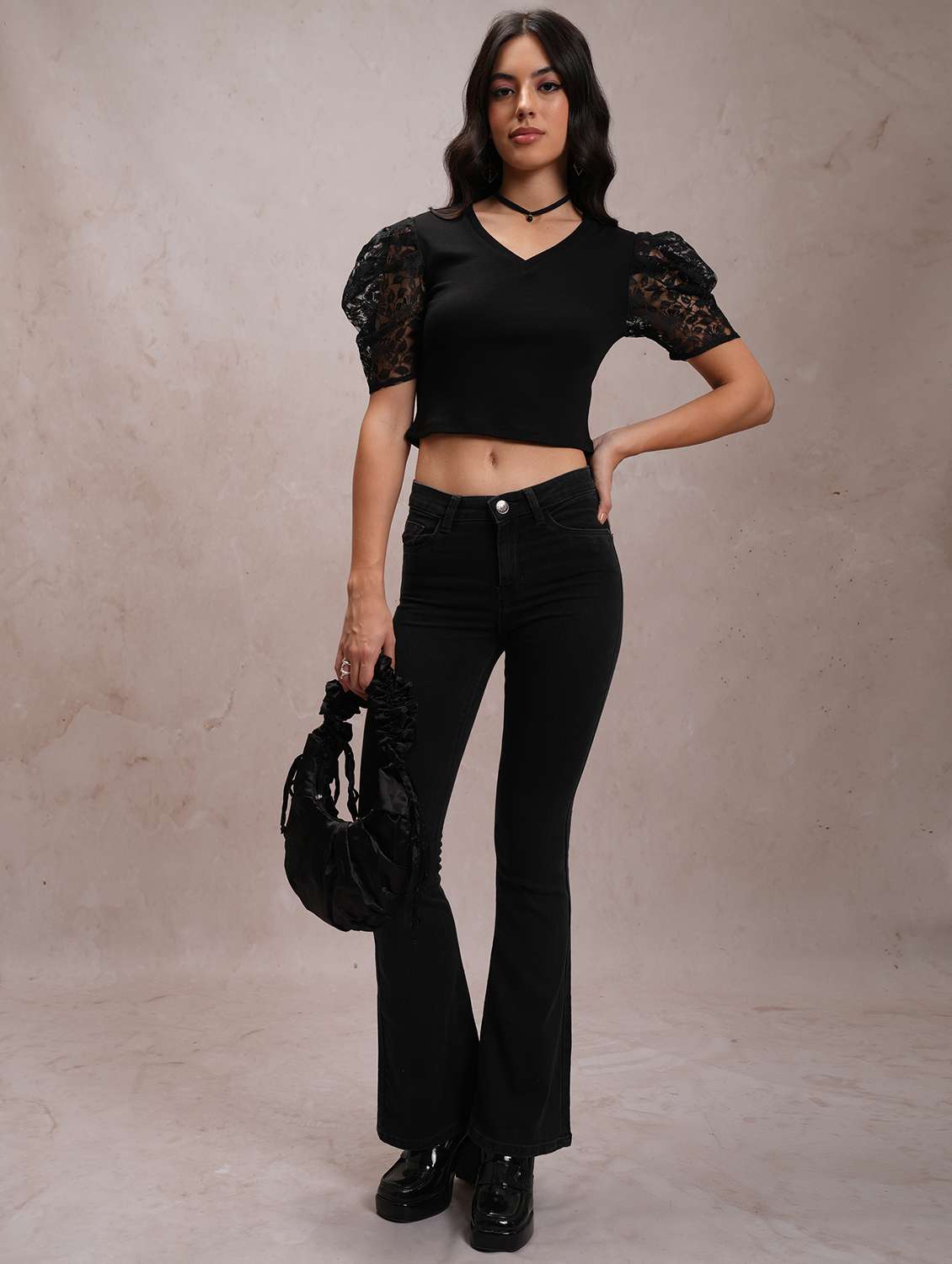 black solid crop top - 21376239 - Standard Image - 4