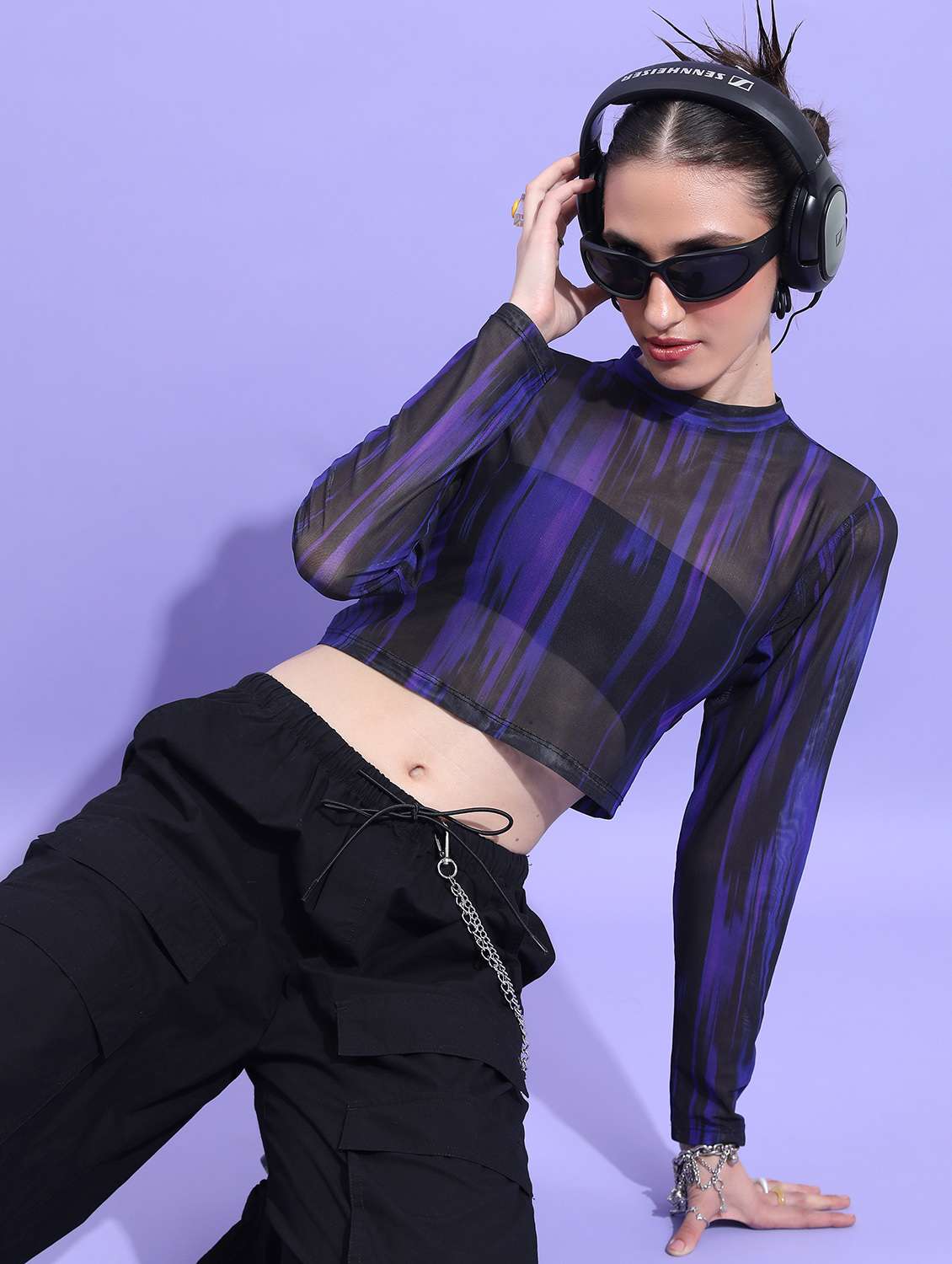 women black cotton blend crop top - 21376358 -  Standard Image - 1