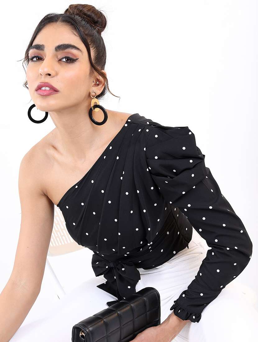 women black cotton blend crop top