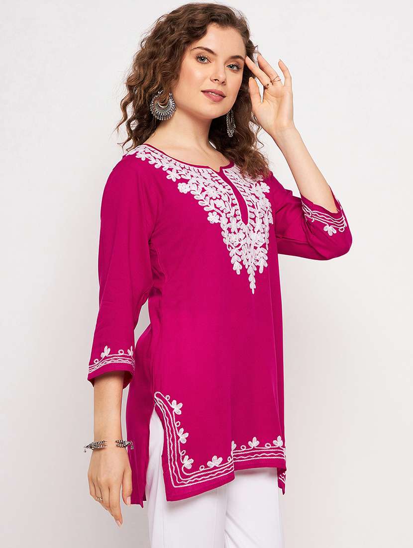 women three quarter sleeve straight kurti - 21376652 -  Standard Image - 1