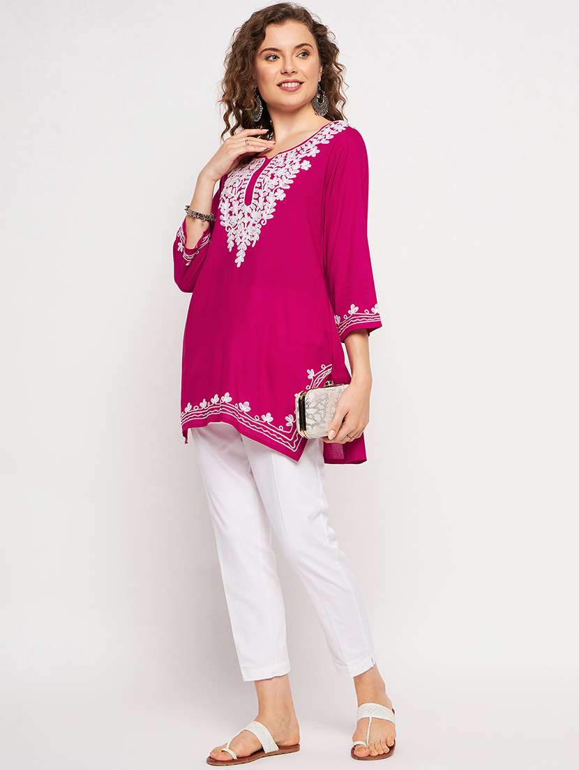 women three quarter sleeve straight kurti - 21376652 -  Standard Image - 4