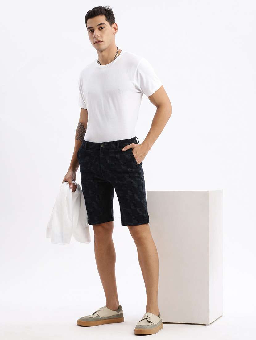 men mid rise printed bermuda shorts - 21376926 -  Standard Image - 4