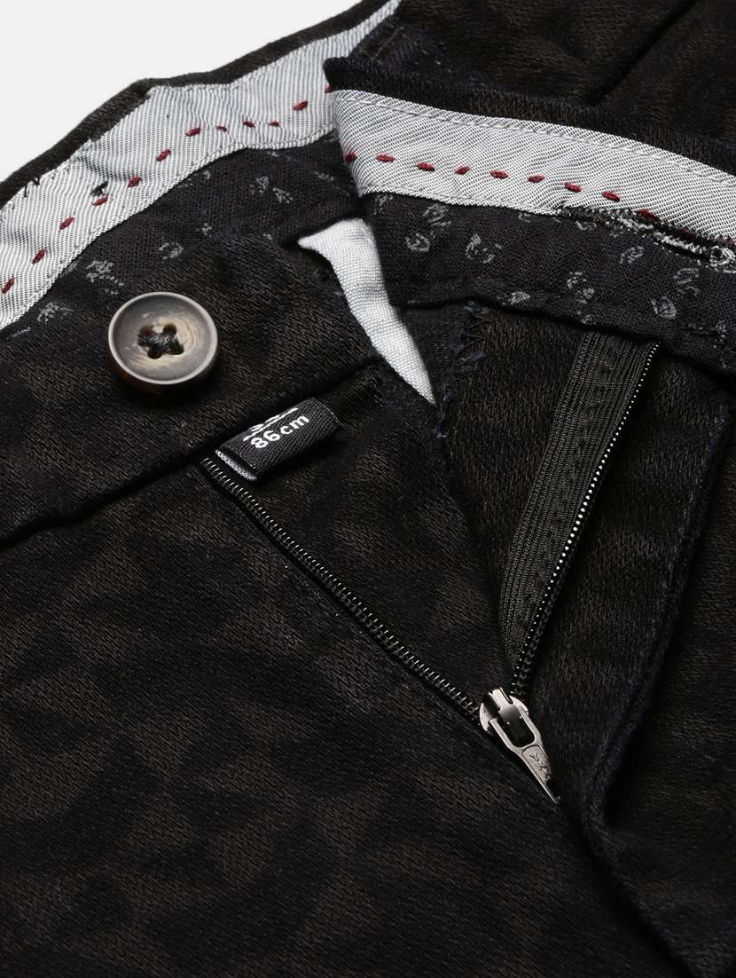 men mid rise printed bermuda shorts - 21376931 -  Standard Image - 6