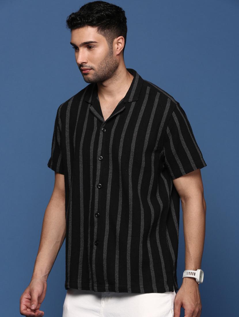 men short sleeved striped casual shirt - 21378736 - Standard Image - 1