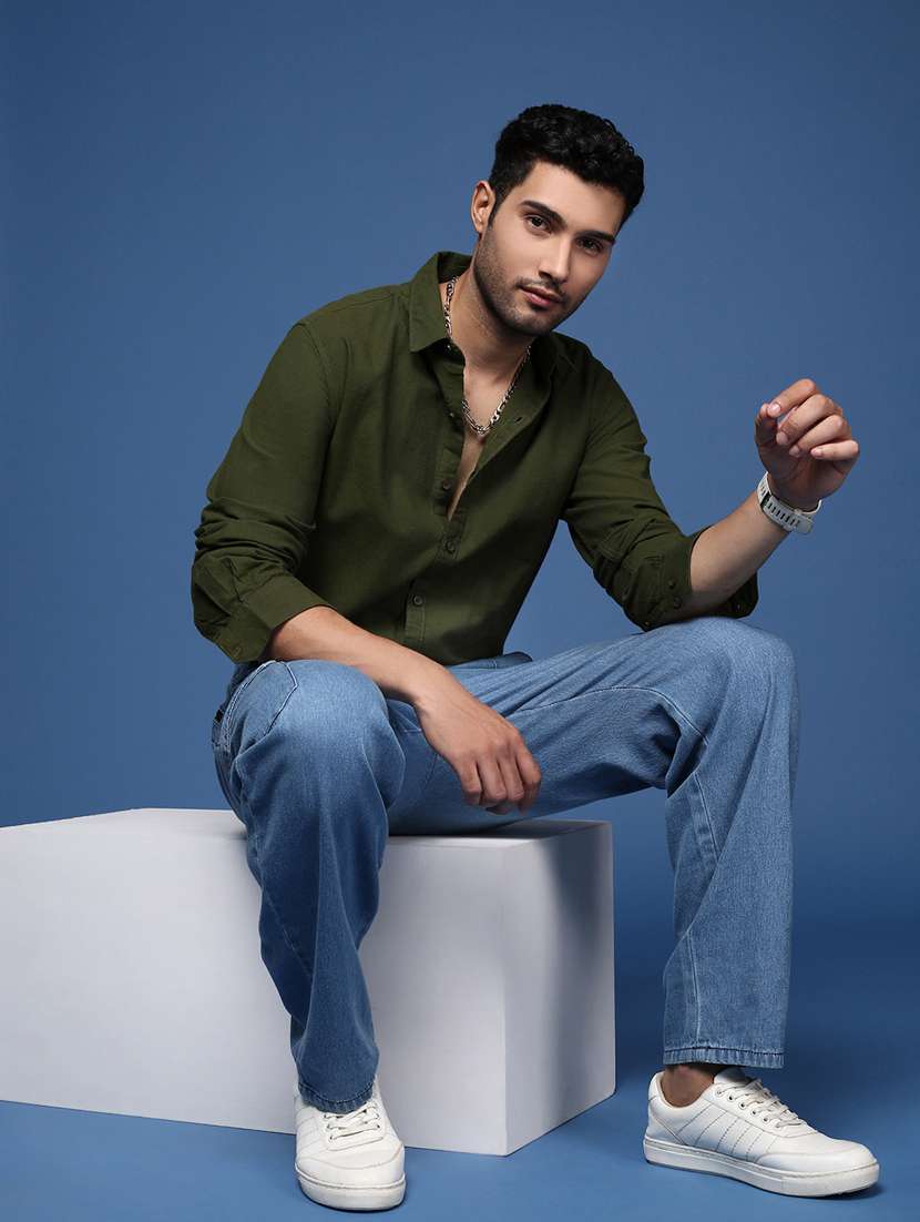 men long sleeved solid casual shirt - 21378820 -  Standard Image - 4