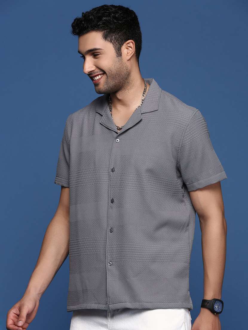 men short sleeved solid casual shirt - 21378832 -  Standard Image - 1