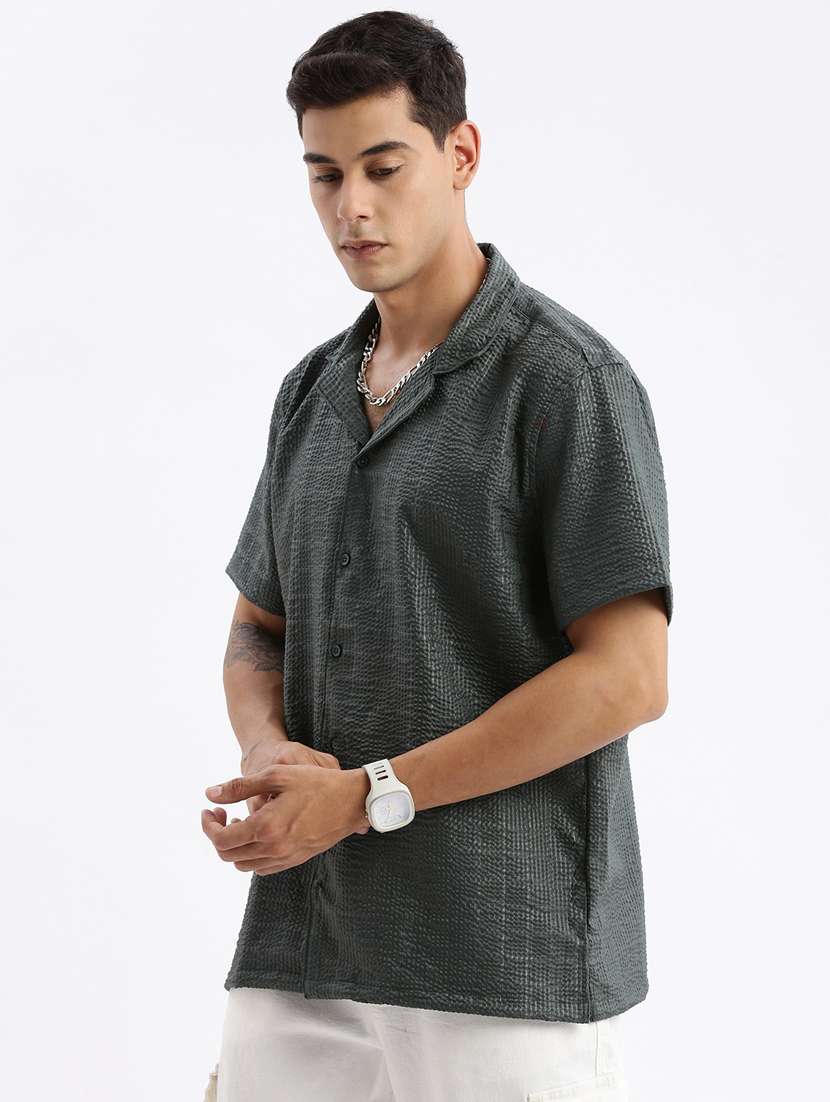 men short sleeved solid casual shirt - 21378895 - Standard Image - 1
