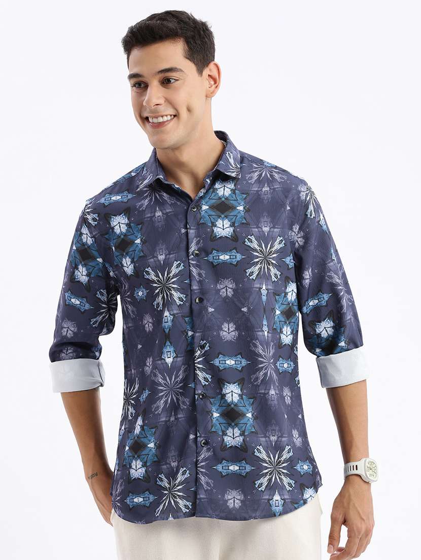 men long sleeved printed casual shirt