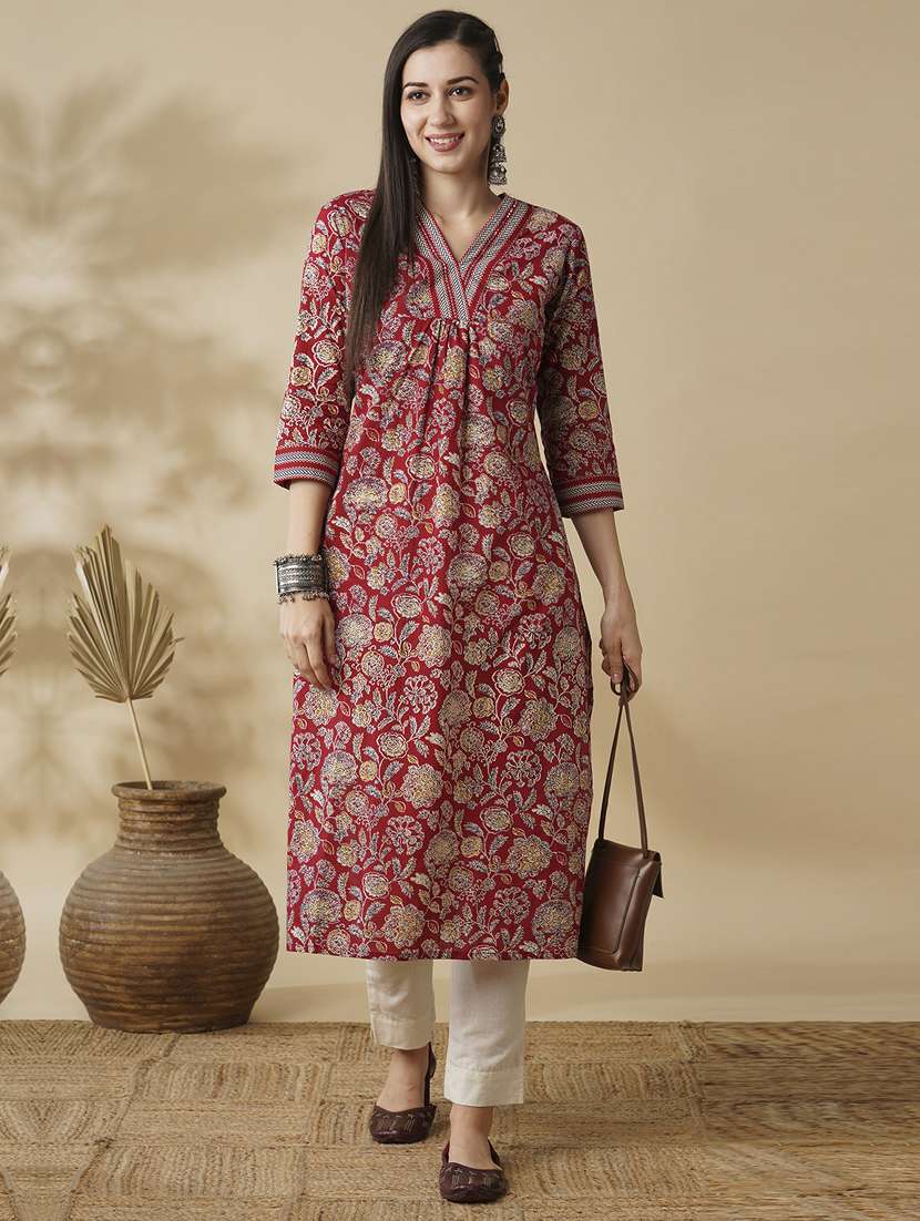 globus women maroon allover floral printed v-neck pleated calf length kurta