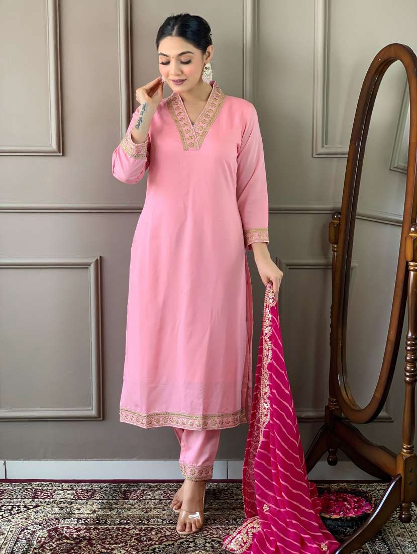 women kurta bottom set with dupatta - 21381104 -  Standard Image - 4