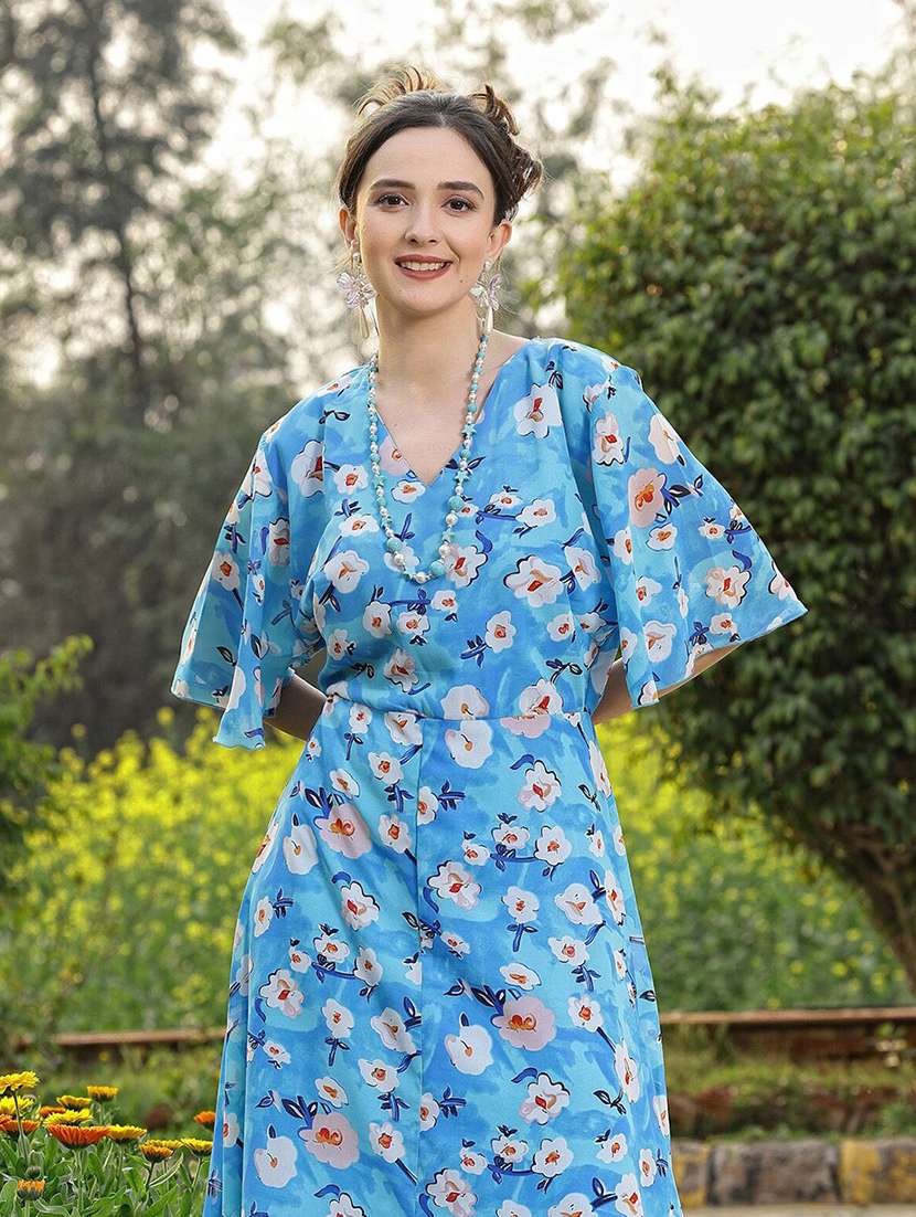 women printed bell sleeves fit & flare dress - 21382427 -  Standard Image - 4