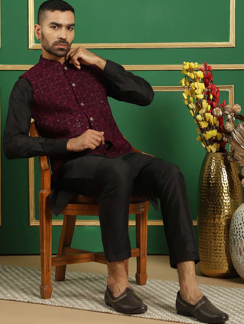 men mandarin neck embroidered nehru jacket - 21382527 -  Standard Image - 4