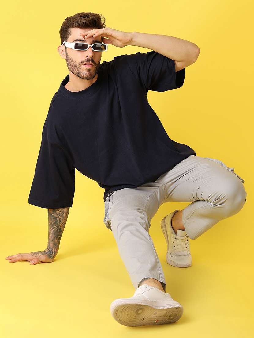 men solid mid rise cargo - 21382800 -  Standard Image - 4