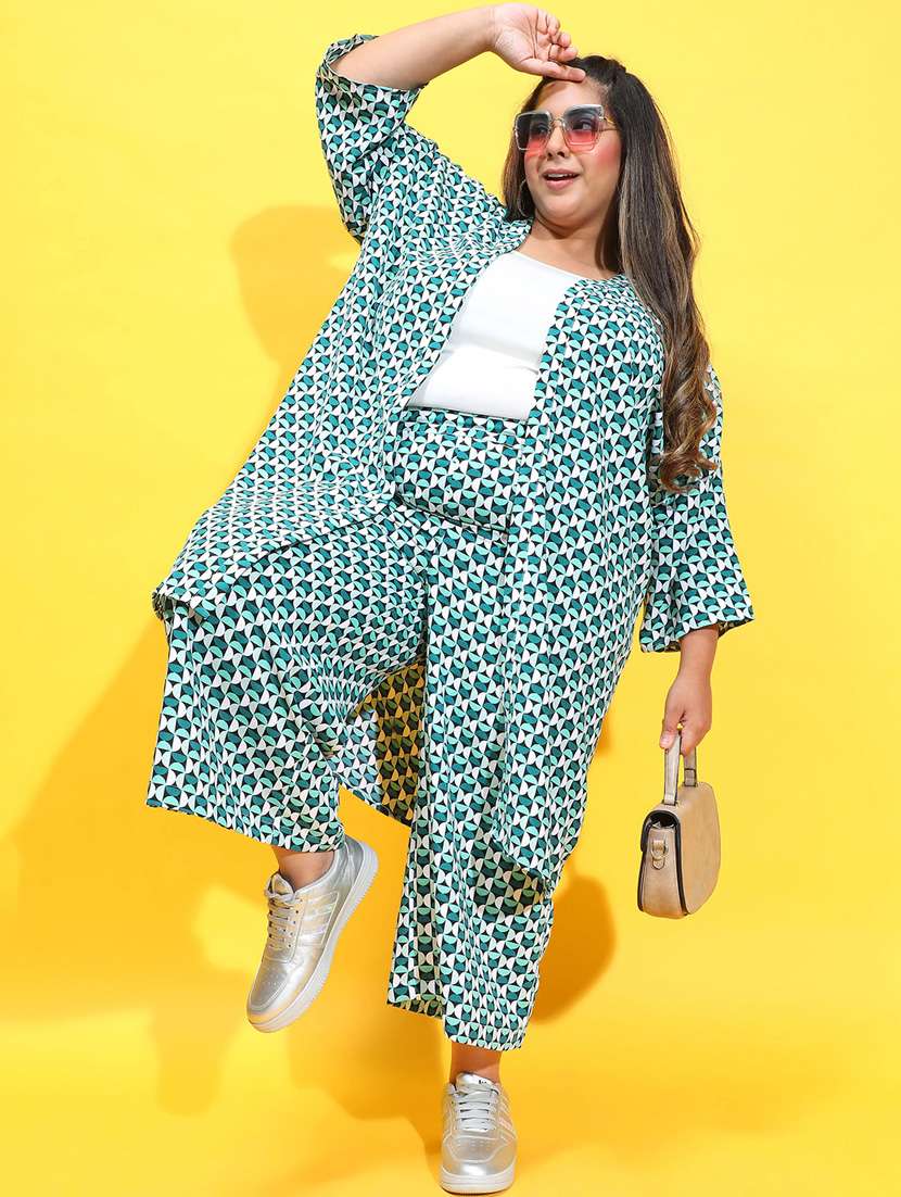 women multi color gemetric print culottes  - 21385288 -  Standard Image - 4