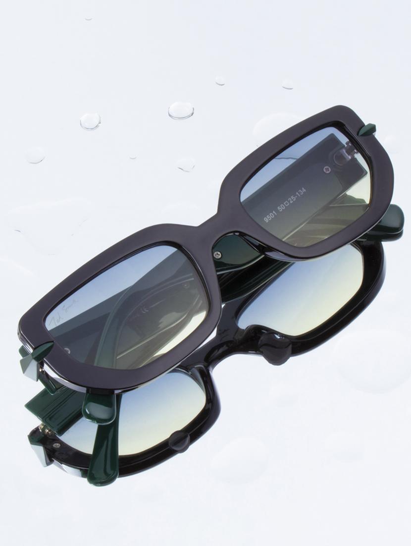 women uv-protected full-rim sunglasses