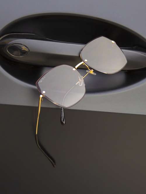 women uv-protected full-rim sunglasses - 21387277 -  Standard Image - 0