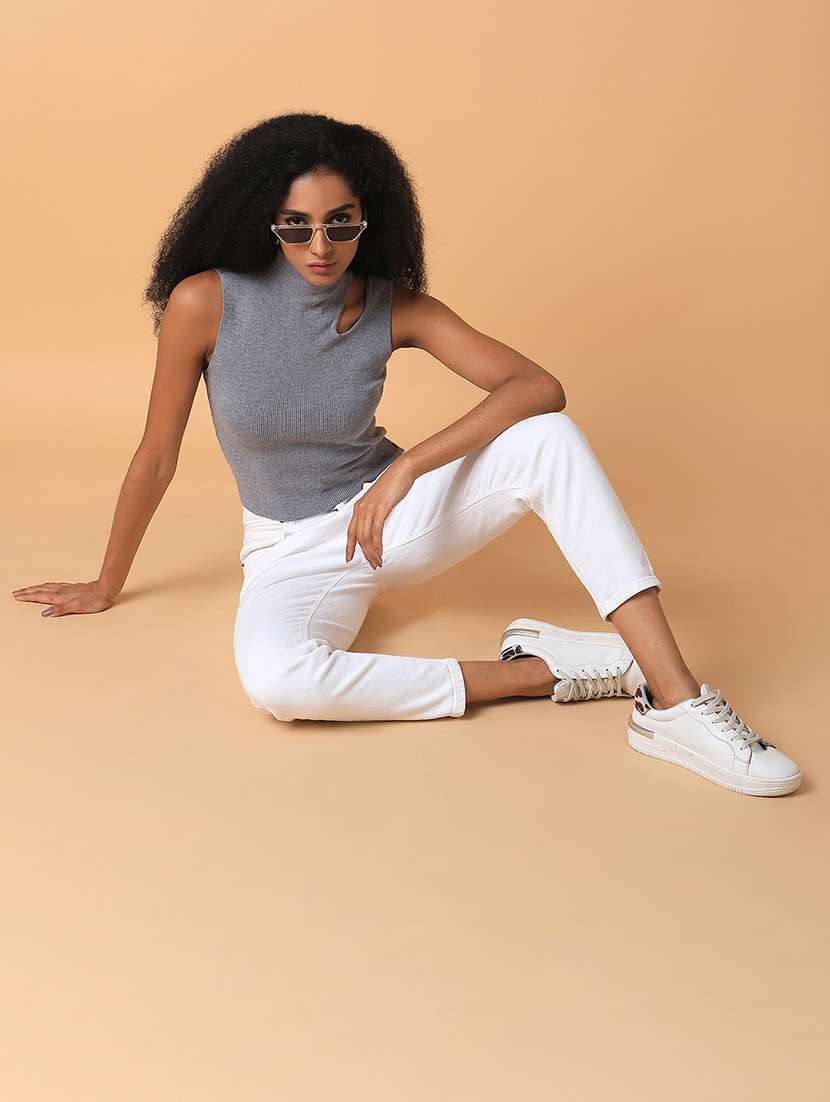 grey solid regular top - 21387491 - Standard Image - 4