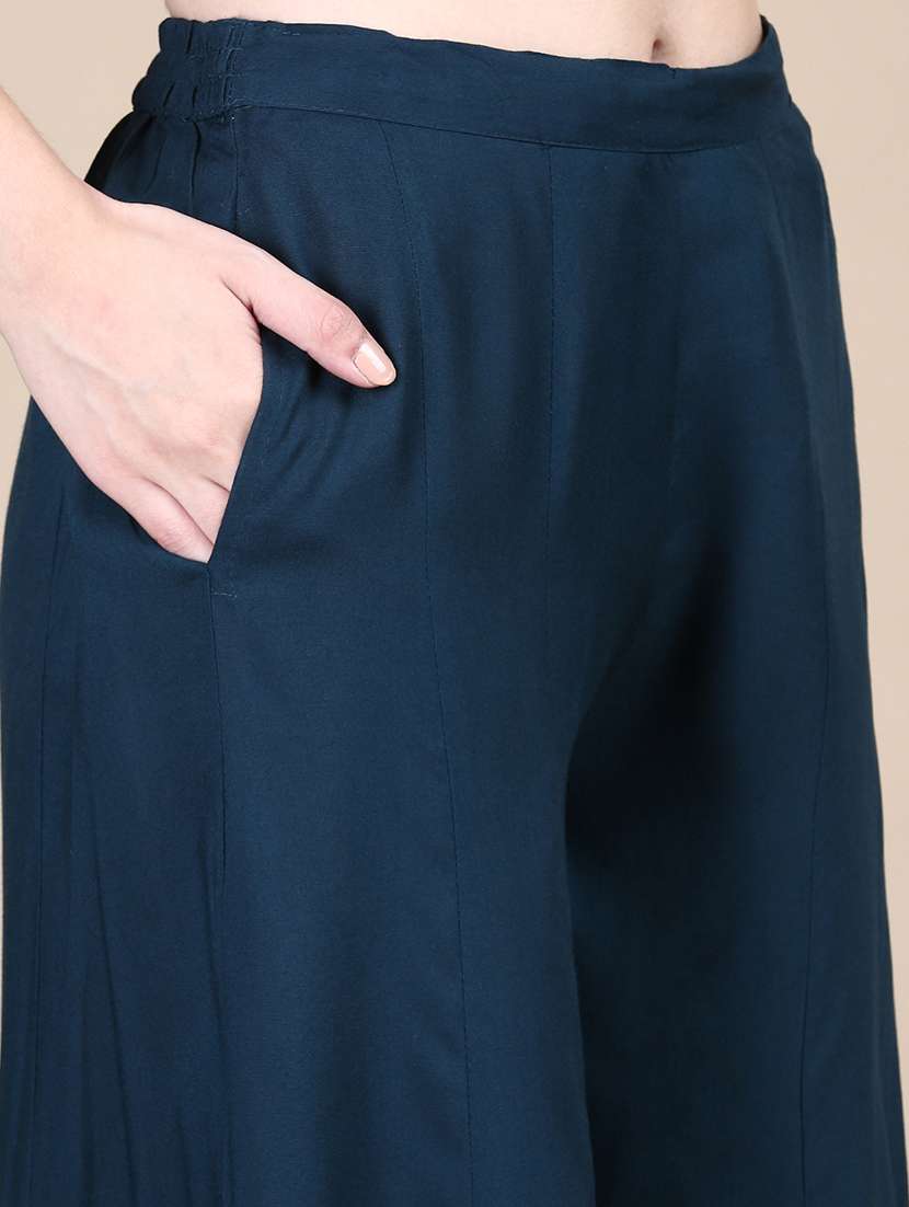 women stripes printed round neck kurta palazzo set  - 21387663 -  Standard Image - 6