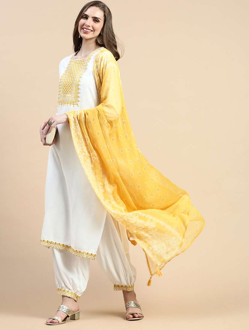 women white embroidered kurta salwar set with dupatta - 21387689 -  Standard Image - 4