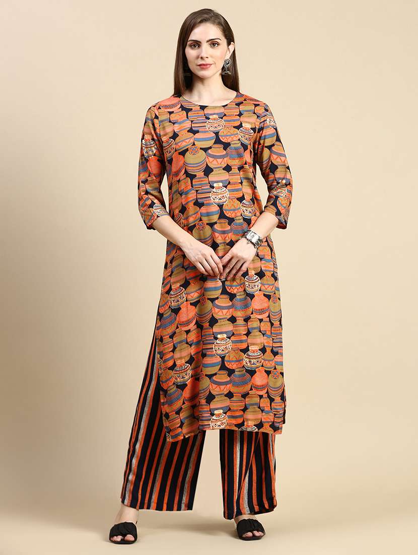 women printed round neck kurta palazzo set