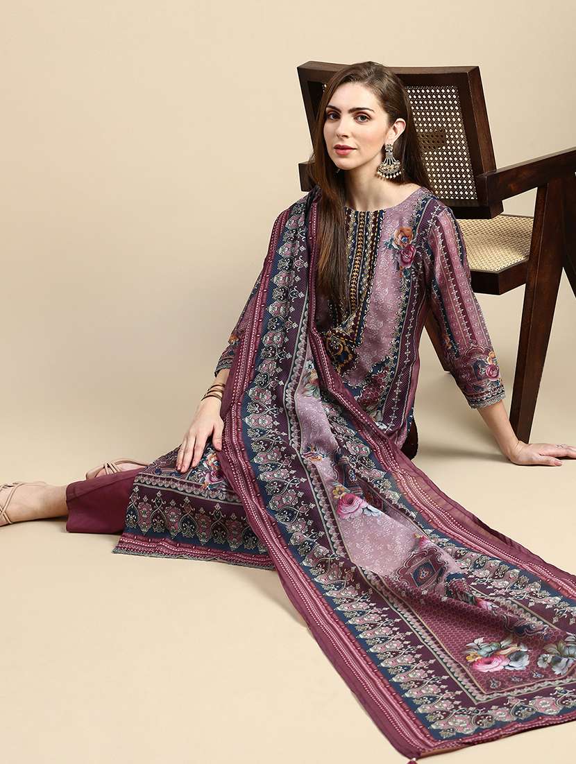 women printed round neck kurta pant set with dupatta - 21387699 -  Standard Image - 4