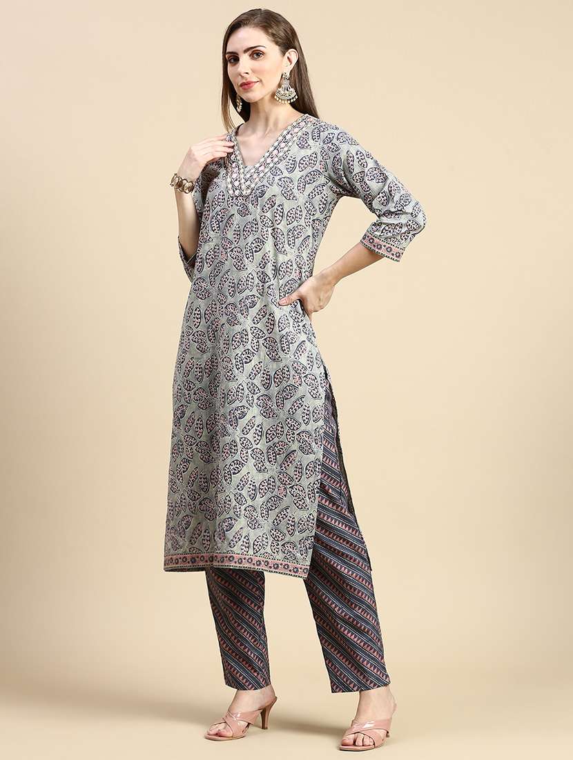 women block print kurta pant set with dupatta - 21387713 -  Standard Image - 1